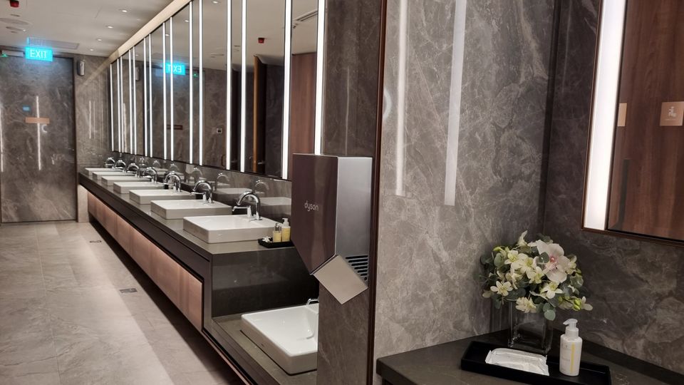 Singapore Airlines' SilverKris Business Lounge at Changi T3.
