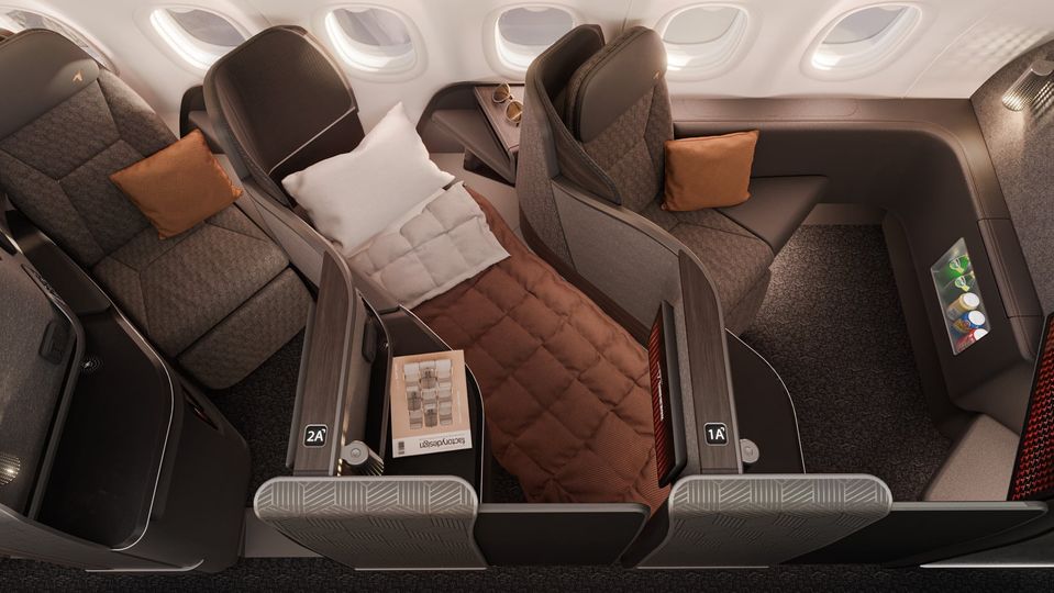 Factorydesign's take on 'First Class for Free', showcased by the Thompson Aero's Vantage Solo seat.