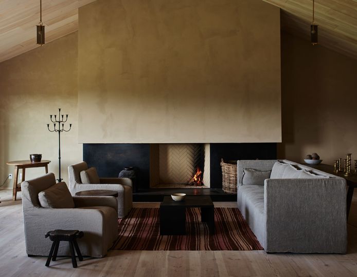 The lounge at Inness, a 220-acre hotel and golf club in Accord.