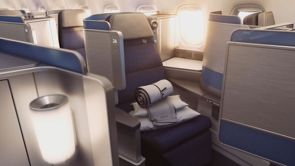 United's Melbourne flights feature its modern Polaris business class.