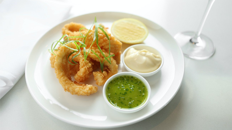 Another famous Qantas First Lounge dish is the salt and pepper calamari.
