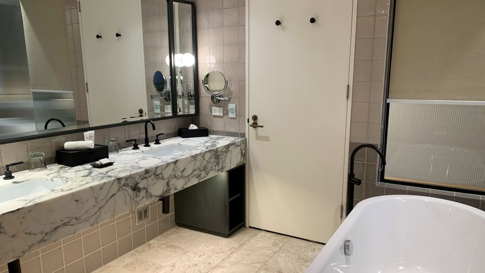 There's plenty of room for all your toiletries in the main bathroom.