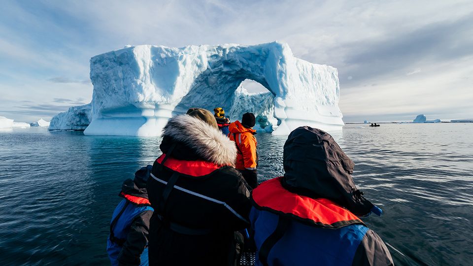Take a closer look aboard a zodiac expedition with Aurora.