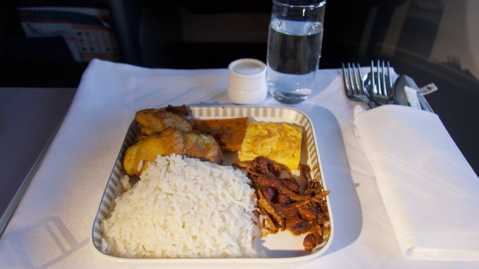 The second meal service saw this slightly spicy nasi lemak served up in business class.