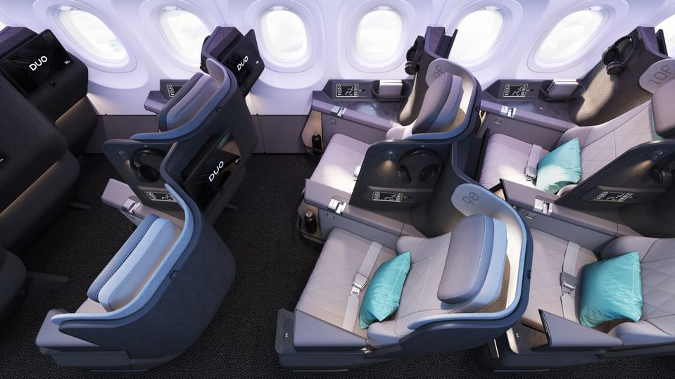 Thompson Aero Seating's Vantage Duo staggers its seats for greater privacy.