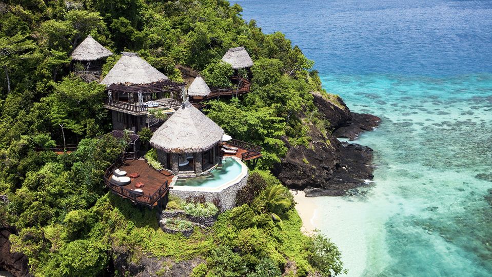 Guests receive the services of a Tau – Fijian for ‘friend’ – who can assist them during the stay.