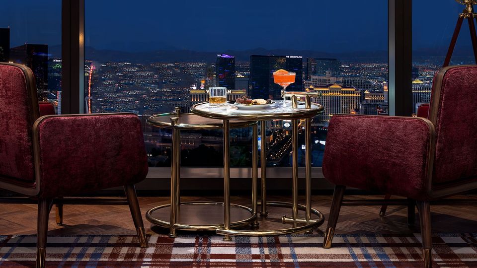 Alle Lounge on Level 66 offers amazing views of the Strip in all its glory.
