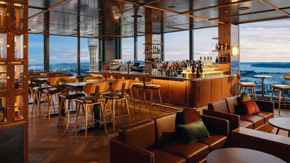 Bar Albert is tailor-made for embracing the view.