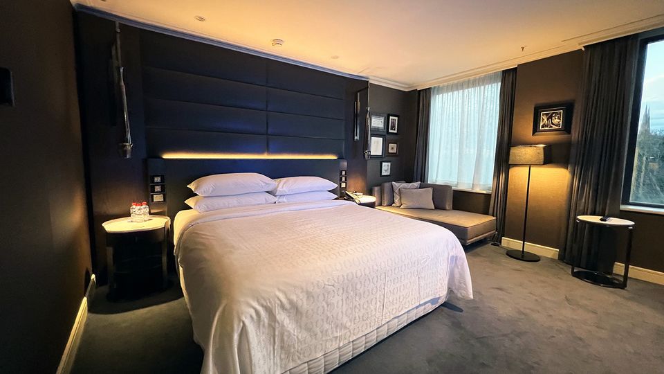 Master light switches, USB ports and power outlets are found on both sides of the bed.