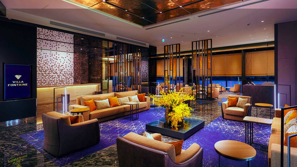 Hotel Villa Fontaine Premier is the more luxurious of the two properties.