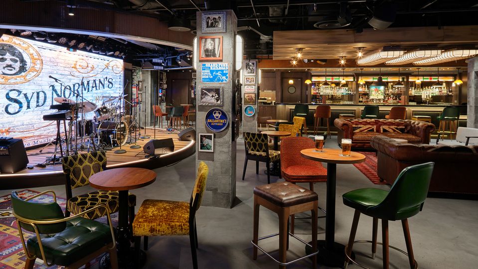 Pair your beer with live music at Syd Normans Pour House.