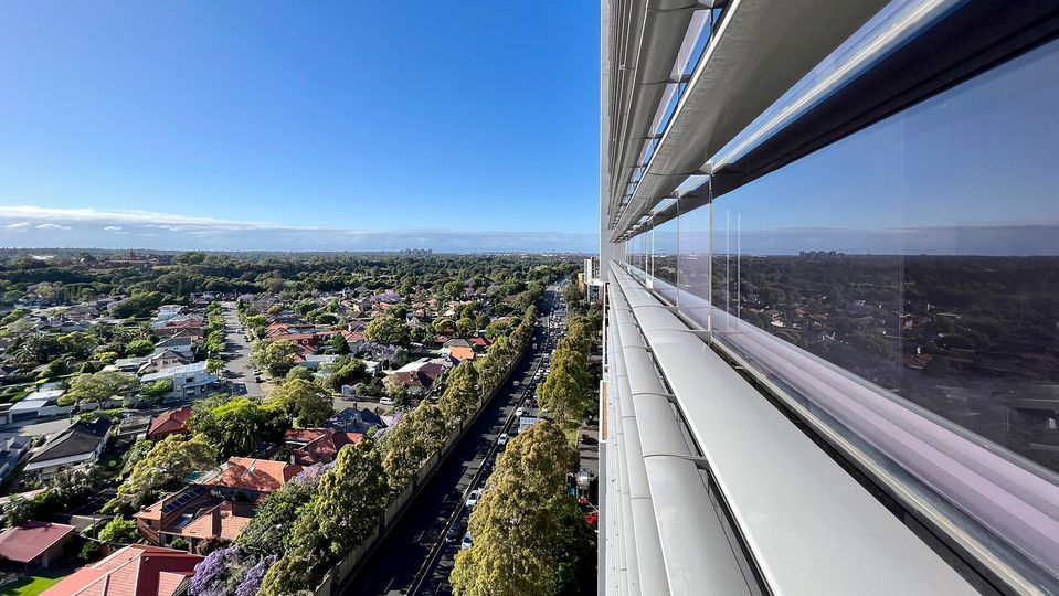 You&rsquo;ll find the Meriton Suites at 8 Defries Ave, Zetland.