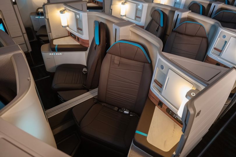 The paired middle seats are Cabana Suites in Hawaiian Airlines' new Boeing 787 business class.