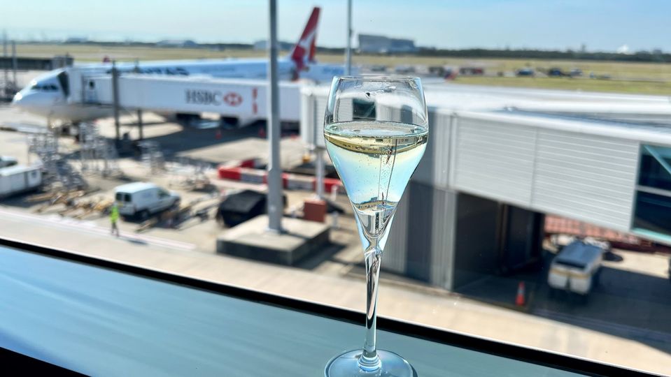 Aspire is the only Brisbane lounge alongside the tarmac window.