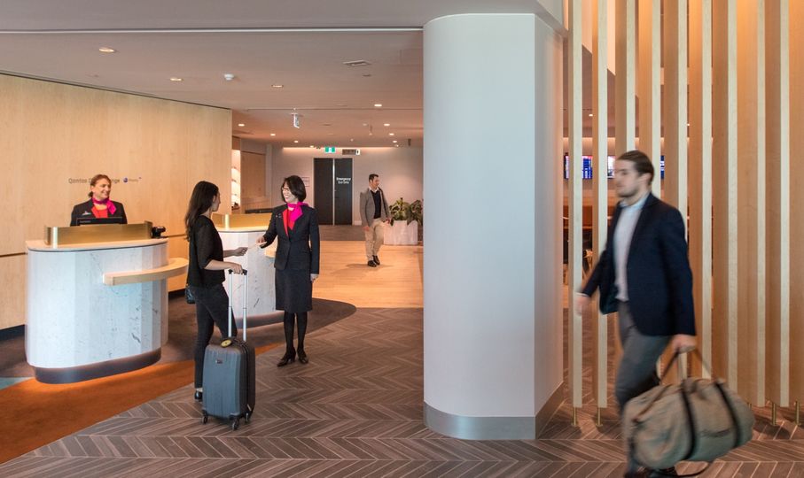 Guests travelling on same-day Qantas Group and Oneworld flights are welcome in the lounge.