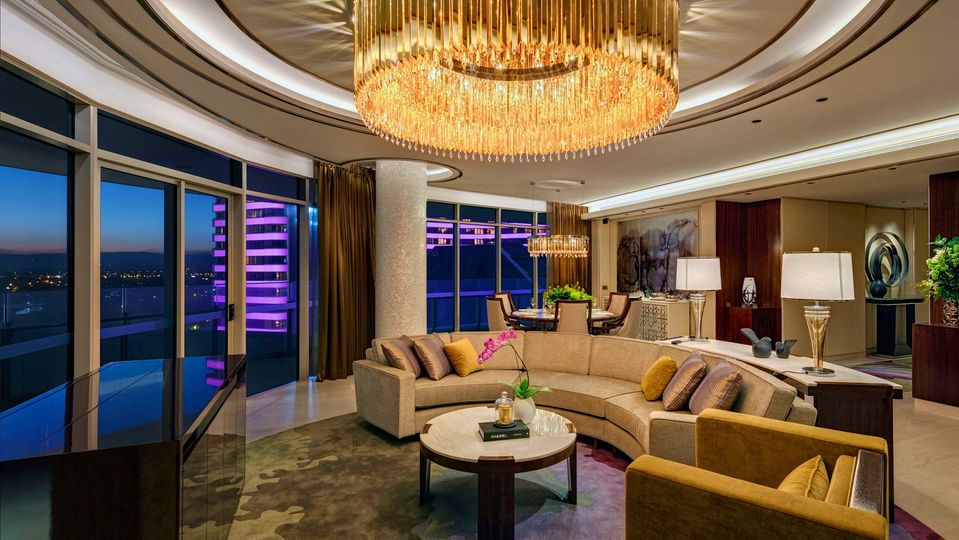 Looking to maximize your hotel stay?  This Penthouse Suite has your name on it.
