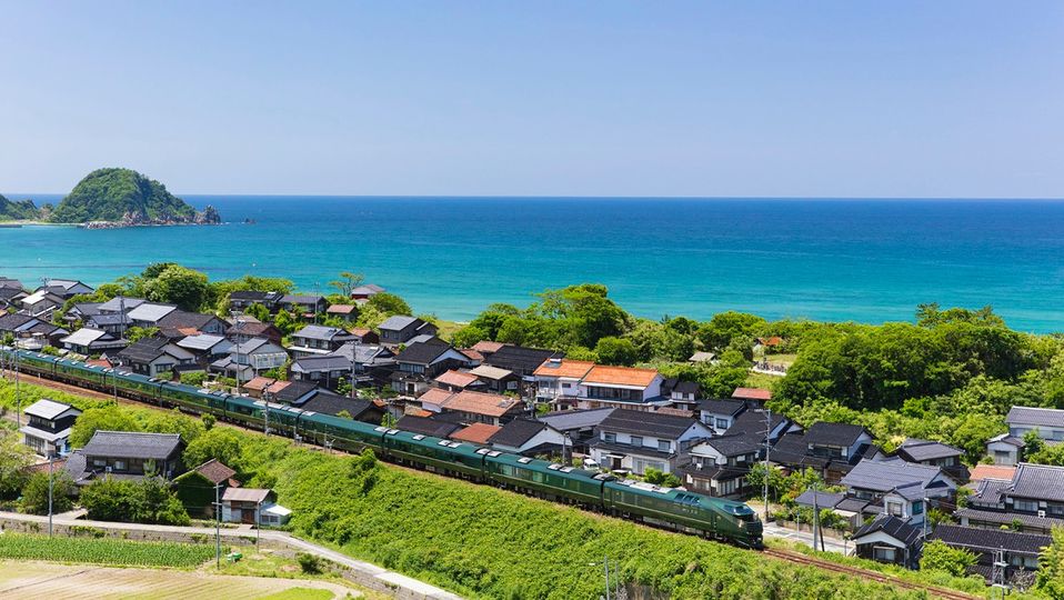 The distinctive forest green train travels between Shimonoseki and Kyoto.