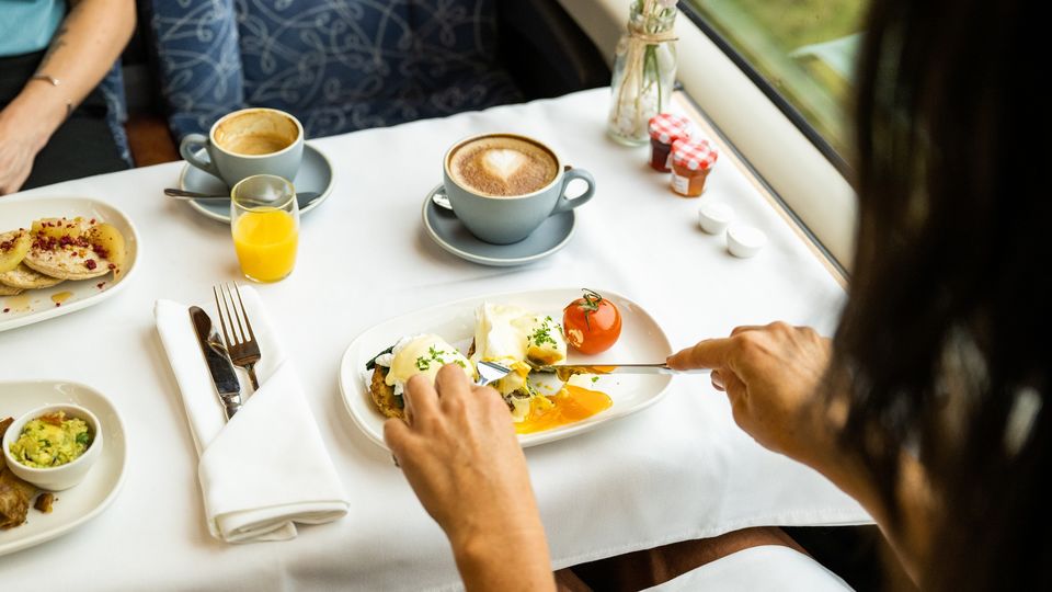Scenic Plus Class comes with enhanced dining and complimentary drinks.