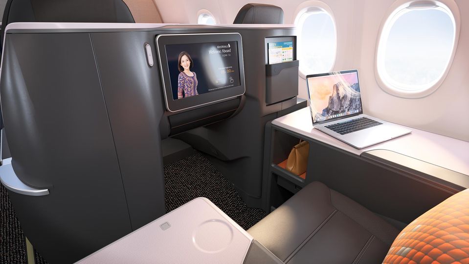 Singapore Airlines Boeing 737 MAX business class.
