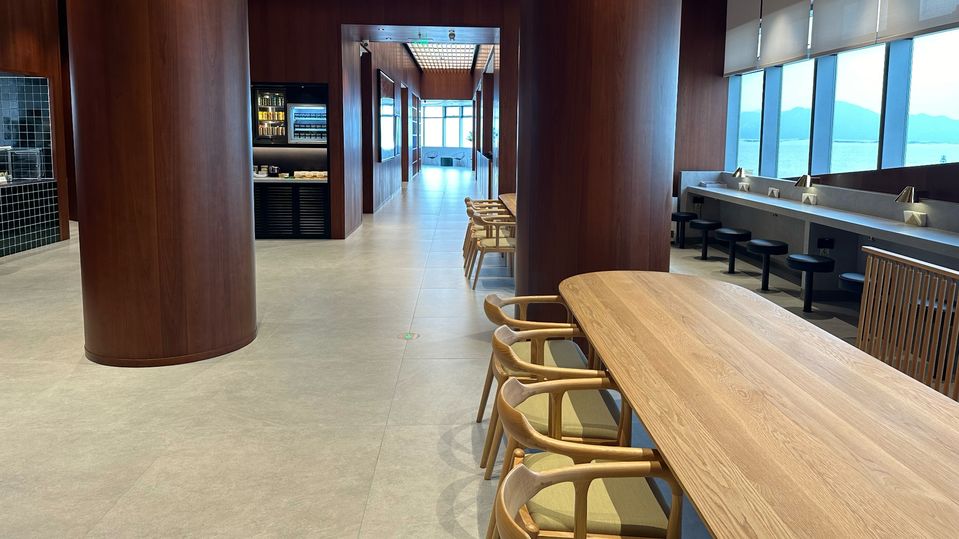 Cathay Pacific's Shekou Lounge.
