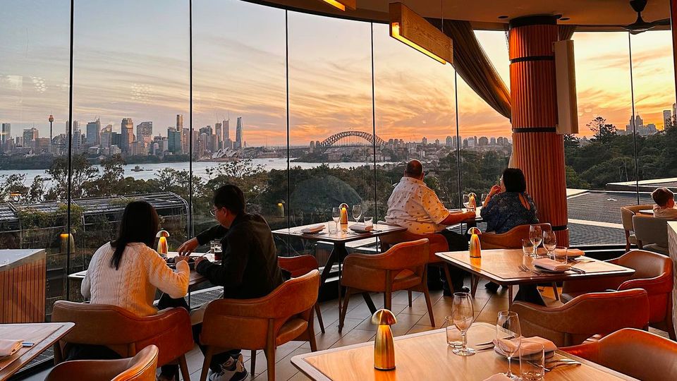 A view worth dining out on.. Me-Gal / Facebook