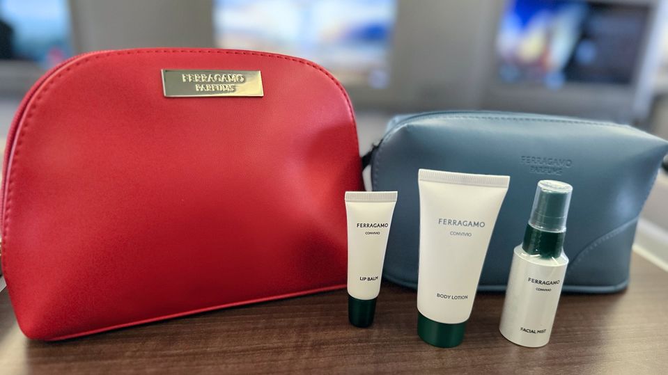 Turkish Airlines business class amenity kit.