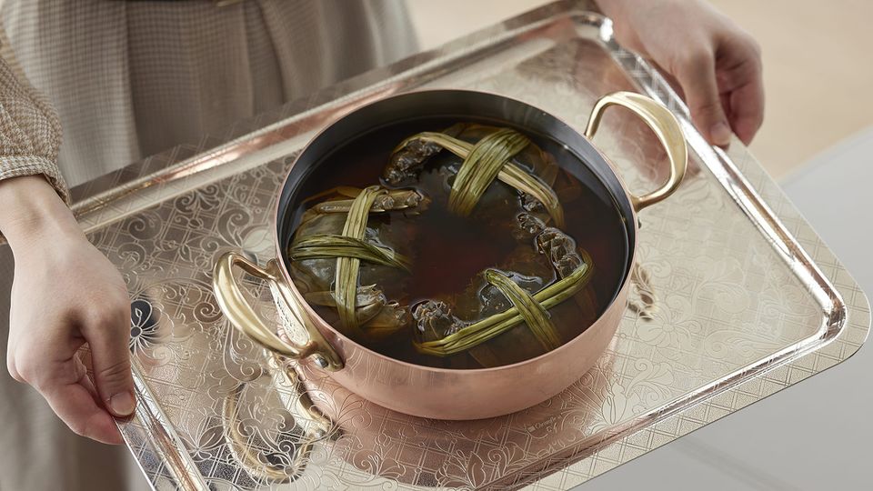 Shanghai hairy crab is one of Sézanne's signature dishes.