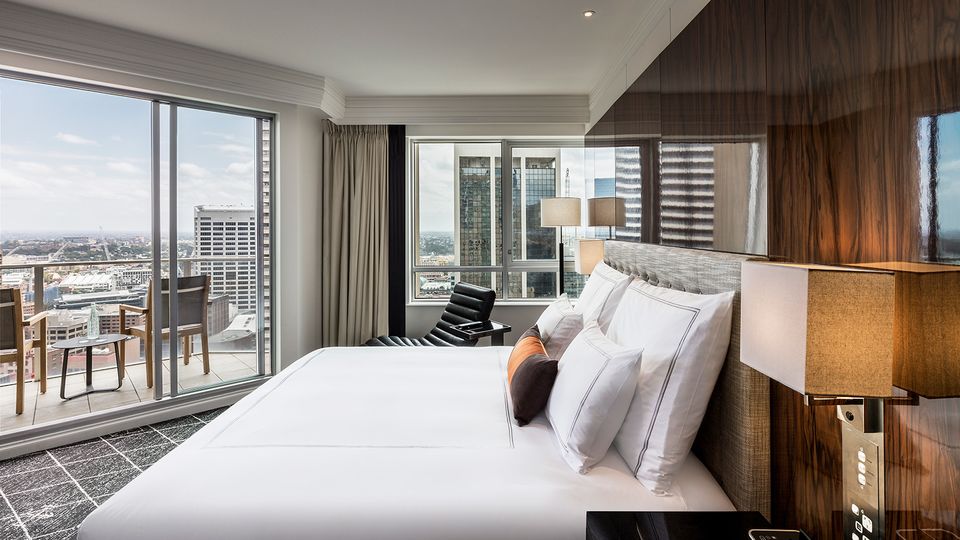 Swissotel Sydney is filled with a classic sense of sophistication.