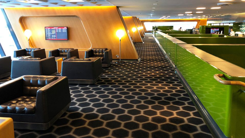 Qantas Sydney Chairman's Lounge.