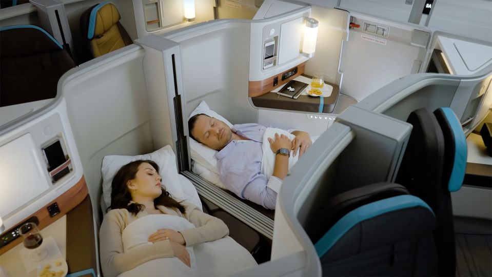 Hawaiian Airlines' Cabana Suites are ideal for passengers travelling together.