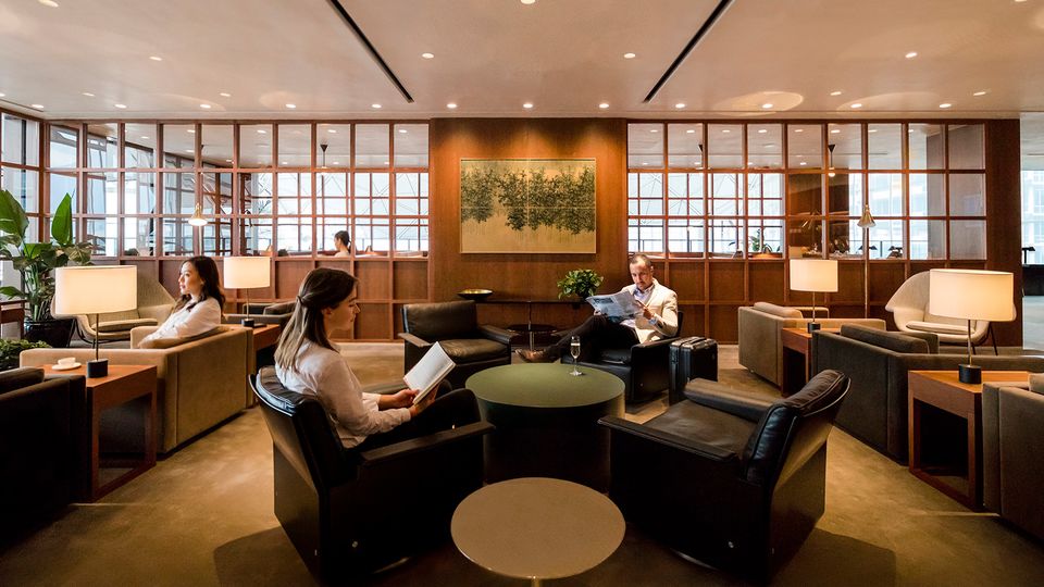 Gold-grade members are welcomed at Cathay's Hong Kong business class lounges.
