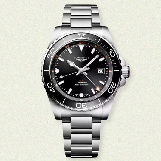 Longines HydroConquest GMT combines robust dive-watch functionality with practical GMT capabilities, offering a perfect blend of sportiness and versatility