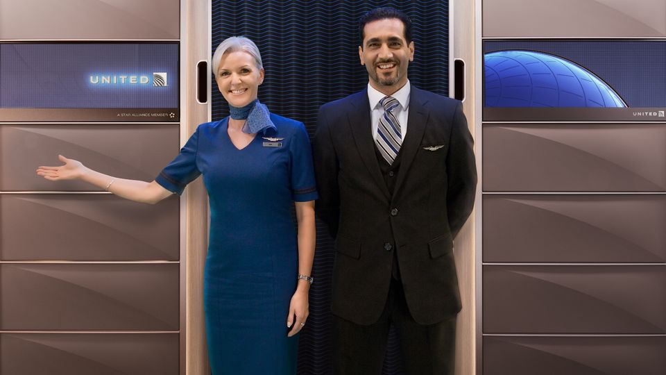Step this way for the fast track to United Airlines Premier Gold status.