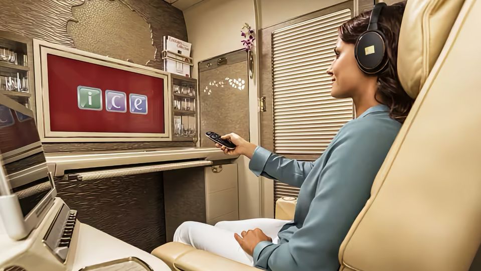 Emirates 'game changer' 777 first class.