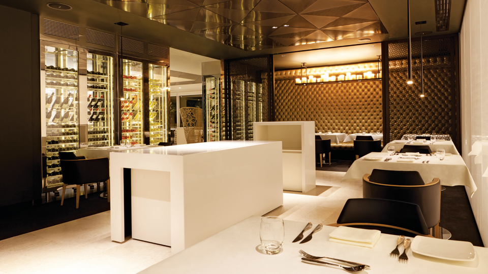 Qatar Airways' Premium Lounge at London Heathrow T4 features à la carte dining.