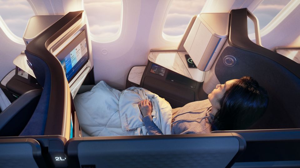 United Airline's 'Elevated 787' Polaris business class.