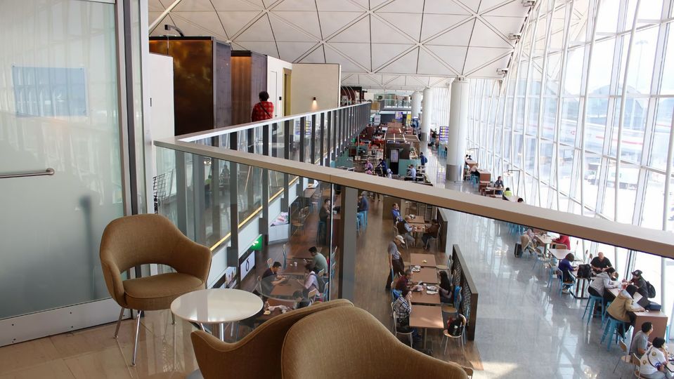The United Club lounge at Hong Kong.