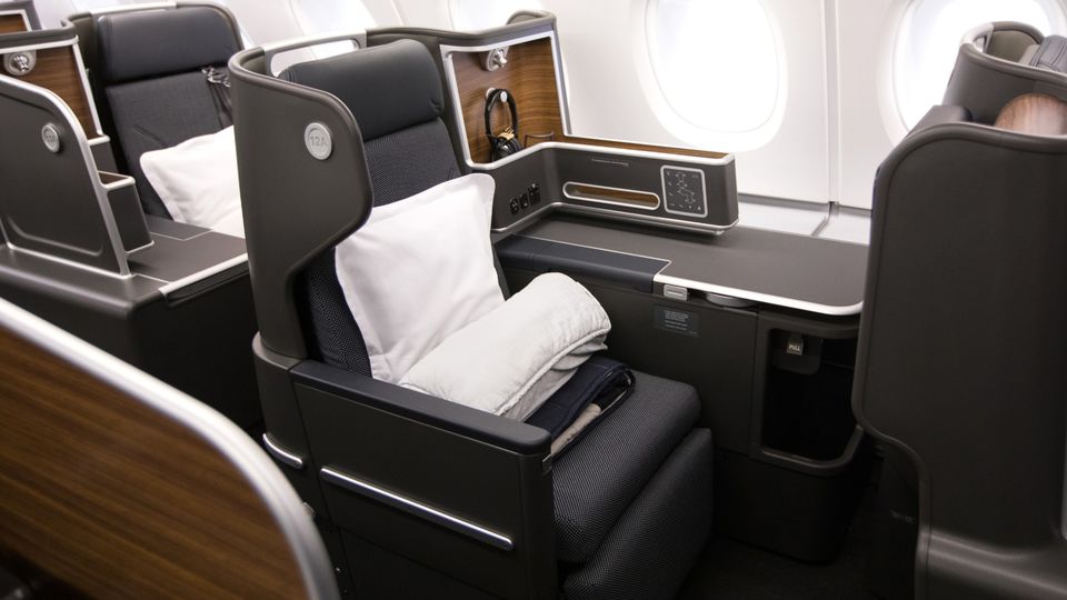Qantas' signature 787 Business Suite.