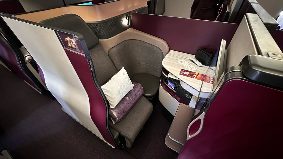 There's plenty to love about Qatar Airways' Qsuite business class.