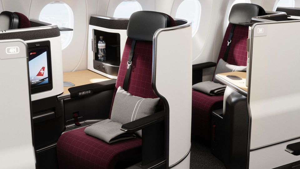 Swiss' new A350 business class.