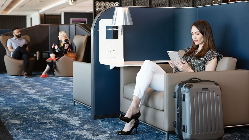 Apple's new iPhone and iPad software contains a hidden treat for travellers connecting to Wi-Fi networks at hotels and airport lounges.