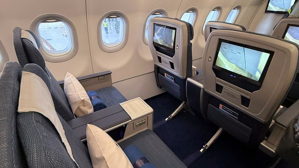 Philippine Airlines' new A321ceo business class.. Miguel R. Camus