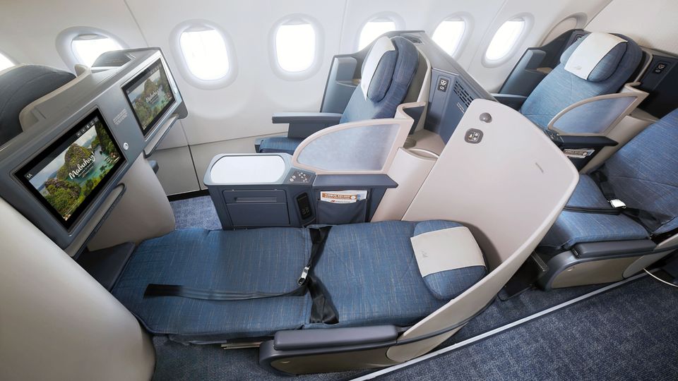 Philippine Airlines' A321neo business class.. Collins Aerospace / Philippine Airlines