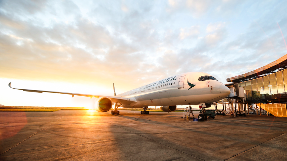 Cathay Pacific's modern fleet of Airbus jets reduce emissions and can run on 50% SAF.