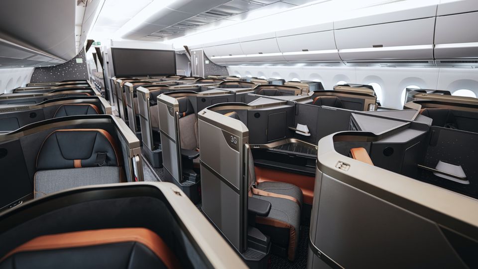 Starlux's doored A350 business class suites.