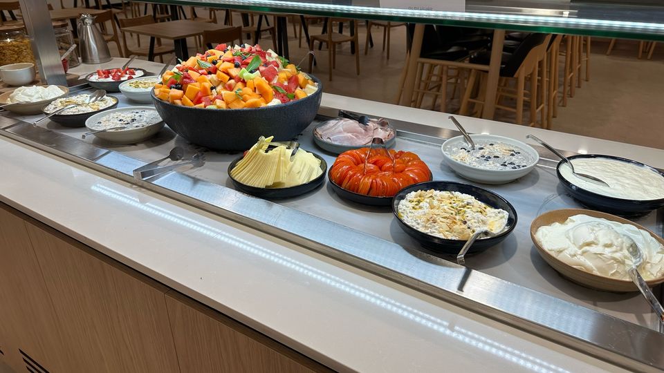 Qantas' temporary Sydney international business class lounge.