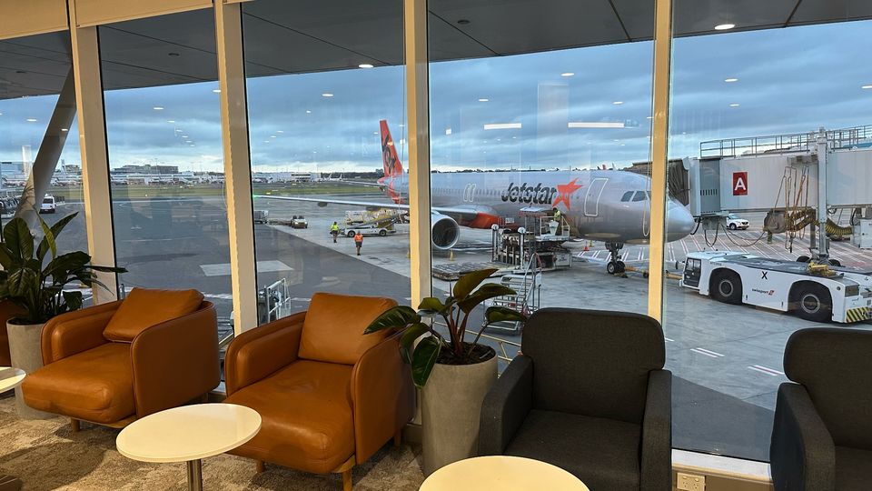 Qantas' temporary Sydney international business class lounge.