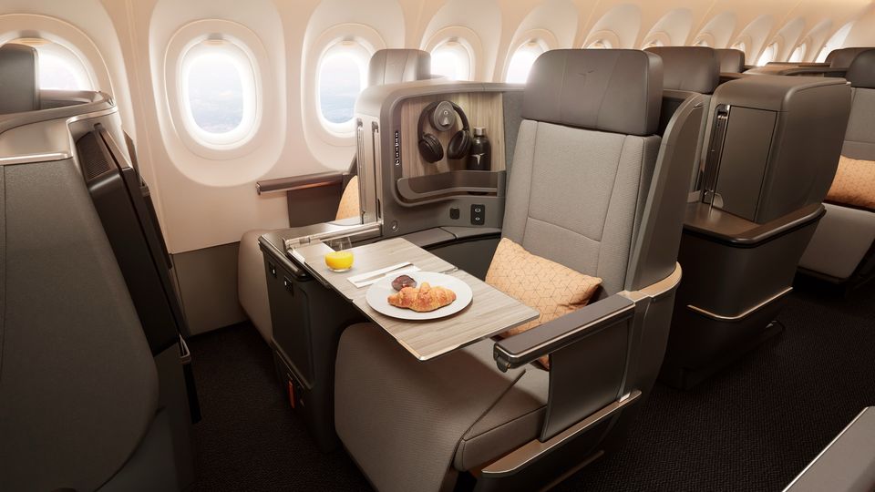 Thompson's Vantage business class.