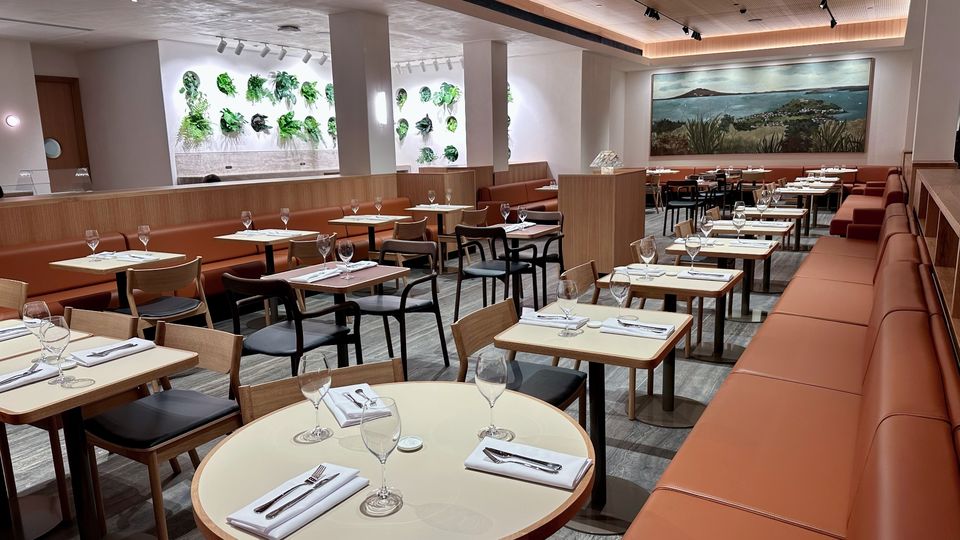 The Platinum-grade dining room as Qantas' Auckland Lounge.