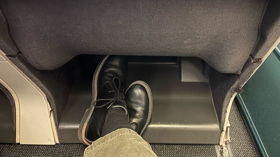 There's ample legroom in a basic sitting position.